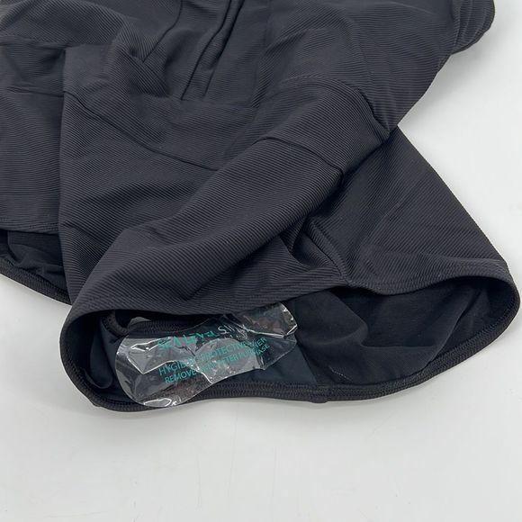 Sea Level Multi-fit Spliced Black One Piece Size 12 MSRP $120 NWT - Picture 4 of 9